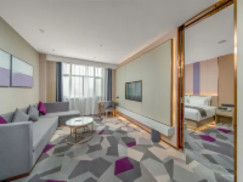 Lavande Hotel (Urumqi Hongguangshan International Convention and Exhibition Center) Hotels near Xinjiang International Convention and Exhibition Center