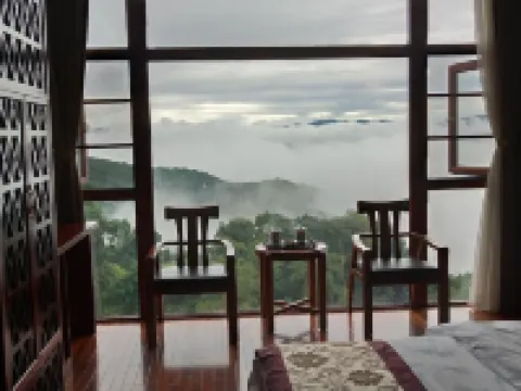 Lalong Yunqi Xiaozhu Inn