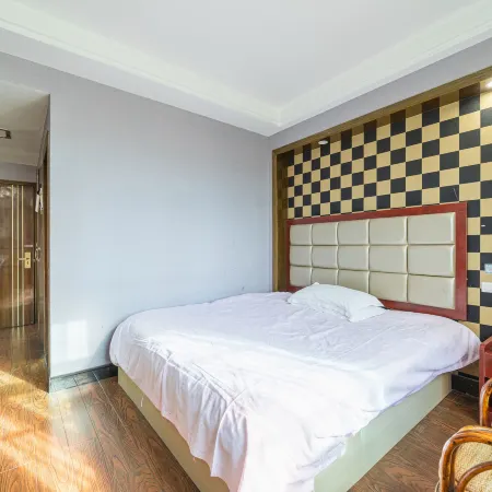 Dongyang Xipailou Hotel