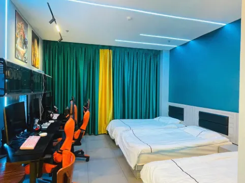 Korla Xiyue E-sports Hotel