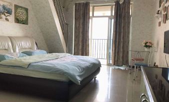 Meigui Xiaoyuan Duplex Apartment - Housity