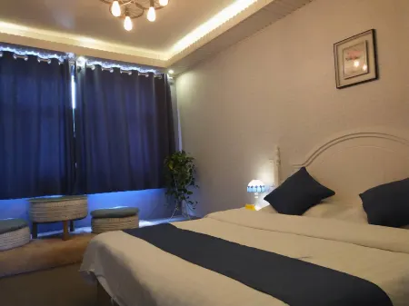 Xinzheng Zhongzhou Hotel (Henan Engineering College) Отели рядом с достопримечательностью «College of Information & Business， Zhongyuan University of Technology»