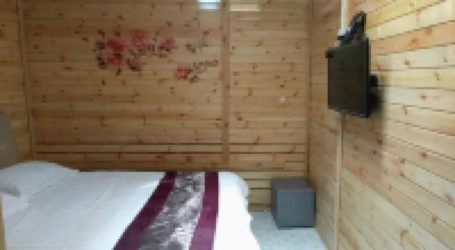Luntai Wangzhongpeng Hostel