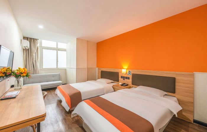 Hello Light Hotel (Linquan County Jiangziya Plaza)