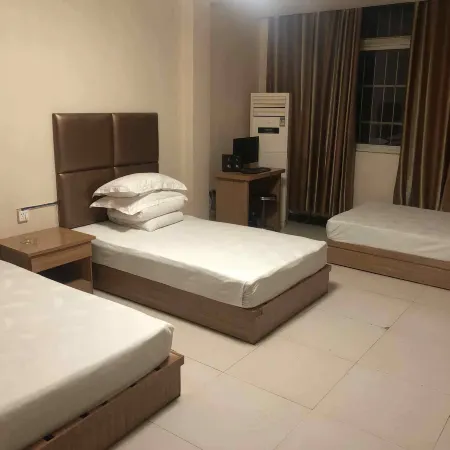 Xinxiang Jiaxin Hotel