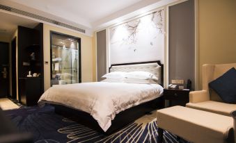 Golden Triangle Hotel