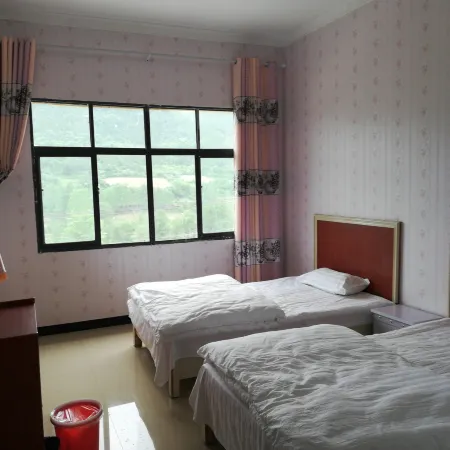 Xichuan Zhouji Farm Stay