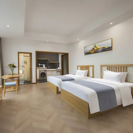 Sweetome Hotel (Yibin Lingang University Town)