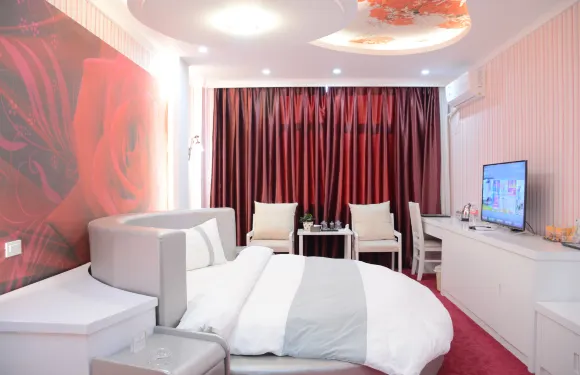 彌渡彌順精品酒店（花燈廣場店）