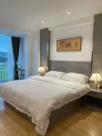 Wuzhou Fangcaodu Landscape Themed Homestay - Inns