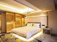 Xining Yibo Homestay