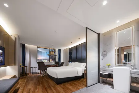 Lejia Zunshang Hotel (Dongguan Dalang Town Urban Rail Station)