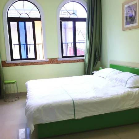 Shanghai Xinlv Hotel (Lingang Academy) Отели рядом с достопримечательностью «Озеро Дишуй»