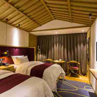 Qianna Chengji Hotel Rooms