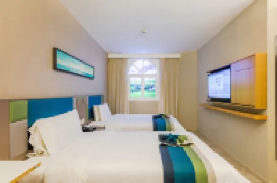 Home Inn (inzhou Zhongyang Street Train Station Branch) Hotels near Museum of Liaoshen Campaign