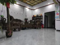 Miluo Huasheng Hotel