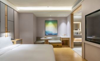 JI Hotel (Guiyang Jiaxiu Lou Minsheng Road Delicious Street)