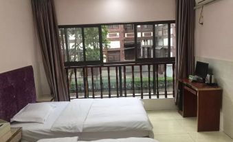 Chongqing Heqing Hotel