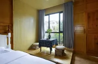 Qingcheng Old Courtyard Homestay (Jiezi Ancient Town) - Inns