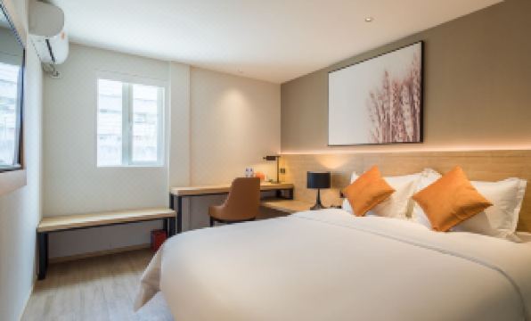 Manning Hotel (Guangzhou  Zhongshan Hospital  Dongshankou Metro Station)