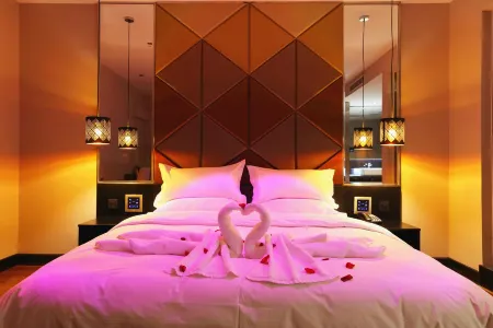 Elong Migao Fashion Hotel (Qingzhou Ancient City) Отели рядом с достопримечательностью «Weifang Institute of Technology»