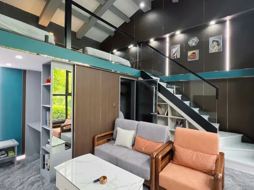 Lihu Chinese Inn (Meihekou Hailong Lake Northeast Nightless City)