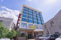Golind  lnn Smart hotel (Haikou Wanda Plaza) فنادق في 