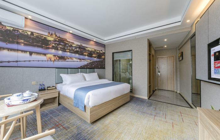 Fujiang Boutique Hotel (Longyandong Station Branch)