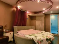 Wuhan Golden Harbor Apartment