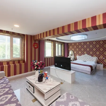 Harbin Kaile Express Theme Hotel