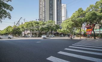 iNestin Shanghai (Jinzang Road) - Housity