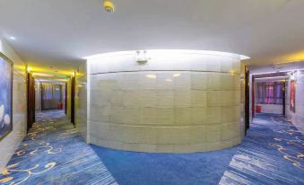 Tianhai Hotel (Jiujiang Liansheng Happy City No.3 Middle School)