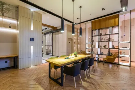 Atour Hotel, Nanshan Scenic Area, Zhenjiang Railway Station Отели в г. Чжэньцзян