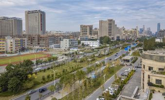 Vienna International Hotel (Nanchang Honggutan Xuefu Avenue)