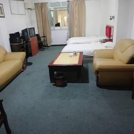 Dingnan Dongyuan Business Hotel