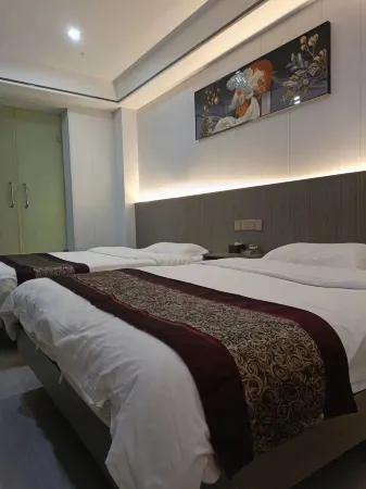 Fengdu Huangyue Hotel Отели рядом с достопримечательностью «Fengdu Hongsheng Culture Plaza»