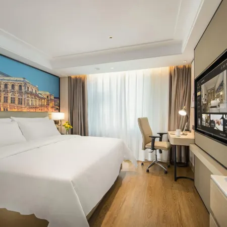 Vienna International Hotel railway station Wuquan Mountain Park  branch