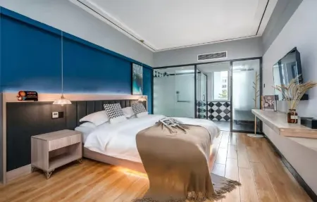 Yelia Y Hotel (Haikou Pearl Plaza)