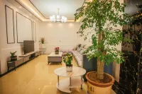 Lin Feng Theme Hotel (Weishan Ancient City Store)