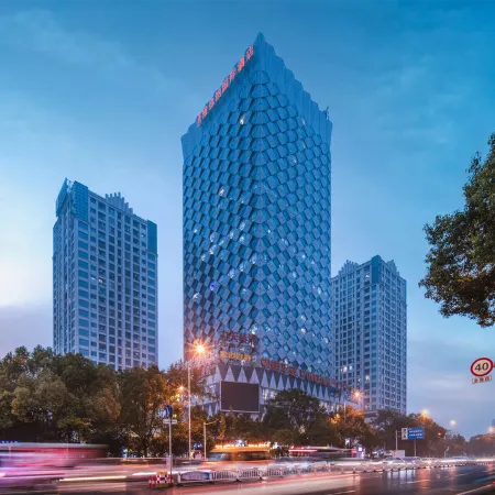 Vienna International Hotel (Yuhou Street, Qingnian Avenue, Chenzhou，Hunan)