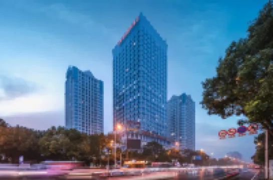 Vienna International Hotel (Yuhou Street, Qingnian Avenue, Chenzhou，Hunan)