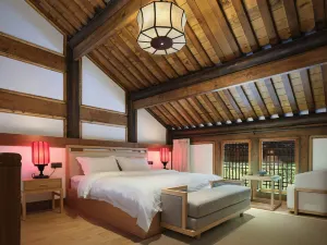 Biehuashanfang Guesthouse