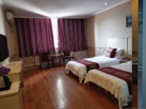 Bachu Mingdu Hotel Hoteles en Condado de Maralbexi