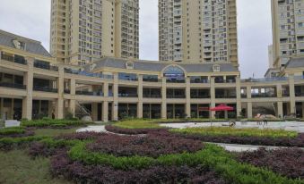 Vienna Hotel (Guangan South Railway Station)