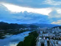 Riverside Meiju Hostel
