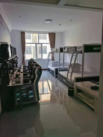 Togtuo Starry Sky E-sports Hotel Отели в г. Токэто