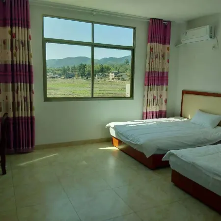 Shiyan Inn