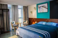 Huaijia Art Hotel