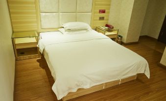 Guangzhou Business Hotel (Shangxiajiu Pedestrian Street Changshou Road Subway Station Branch)