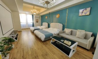 Walking Yunduan Boutique Apartment